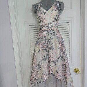 By & By Pink and Gray Floral Embroidery Lovely Dress‎ Juniors' Size 5